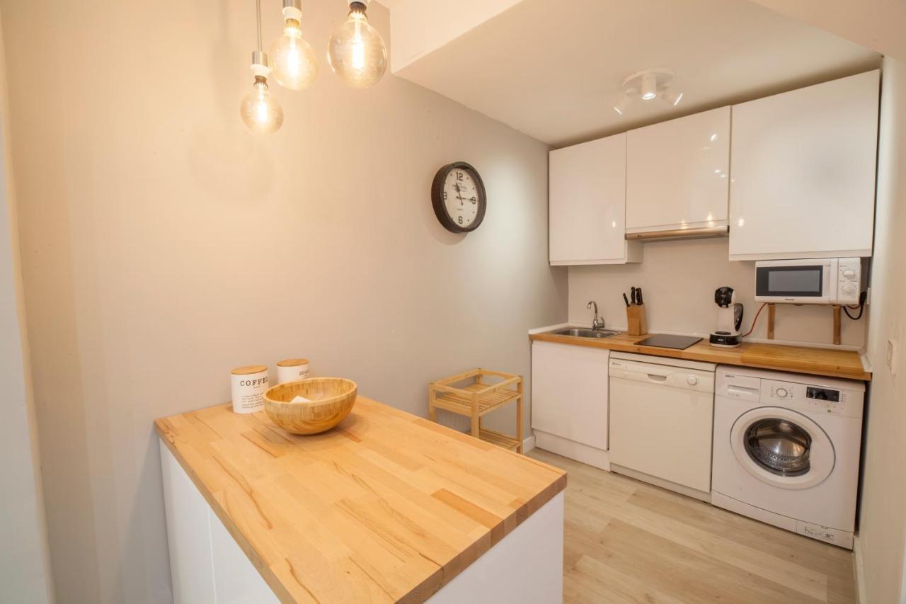 El Apartamento De Rosi Sevilla Exteriör bild