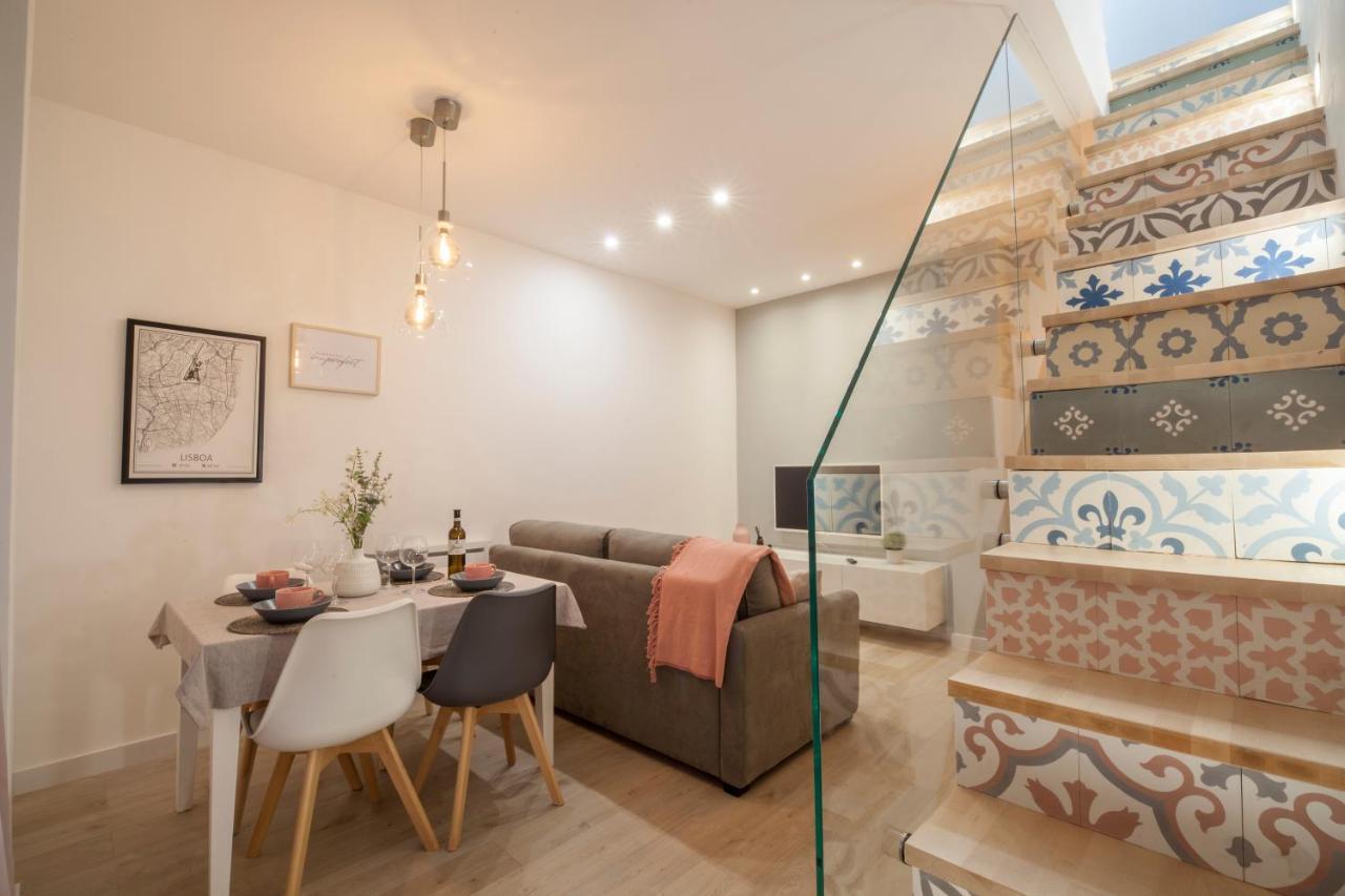 El Apartamento De Rosi Sevilla Exteriör bild